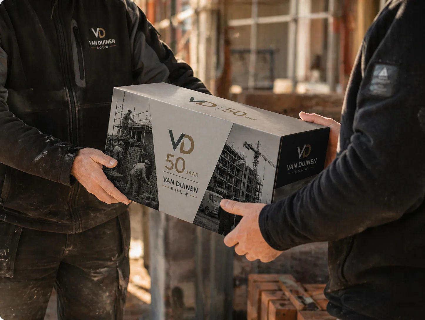 Gepersonaliseerd kerstpakket met eigen design Gepersonaliseerd kerstpakket met een doos in eigen design